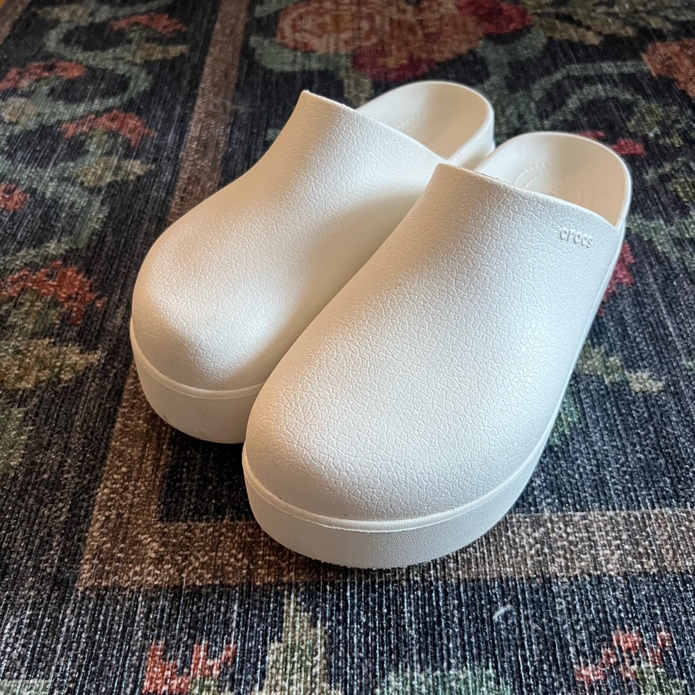 CROCS Classic White Platform Clogs